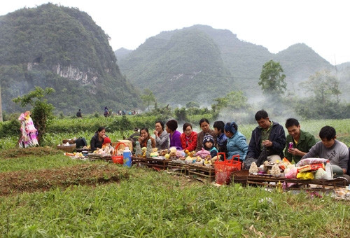 Nét đẹp Tết Thanh minh của người Tày, Nùng Cao Bằng ảnh 1
