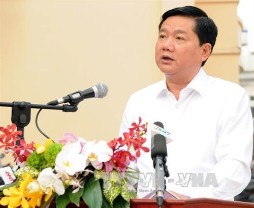 Bí thư Thành ủy Thành phố Hồ Chí Minh Đinh La Thăng phát biểu chỉ đạo tại buổi lễ. Ảnh: An Hiếu – TTXVN