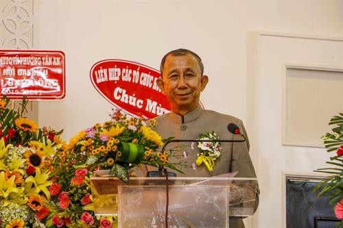 Ông Từ Quới Minh, Trưởng Ban Quản trị Chùa Ông (Quảng Triệu Hội Quán) nhiệm kỳ IX phát biểu tại đại hội