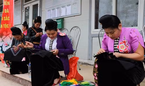 Tưng bừng Lễ hội mùa hoa Ban năm 2019 ảnh 3