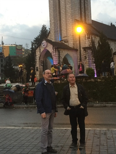 ... và tất cả đều khiến du khách ngẩn ngơ khi đến thị trấn Sa Pa