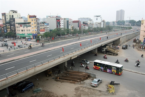 Cầu vượt nút giao Đào Tấn – Nguyễn Khánh Toàn.