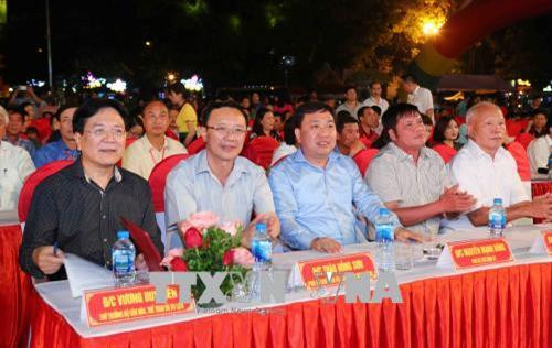 Các đại biểu tại lễ khai mạc. Ảnh: Thành Đạt - TTXVN Các đại biểu tại lễ khai mạc. Ảnh: Thành Đạt - TTXVN