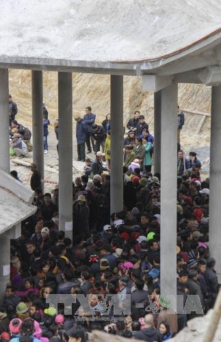 Biển người chen chúc trong ngày khánh thành chùa Ngọa Vân ảnh 7