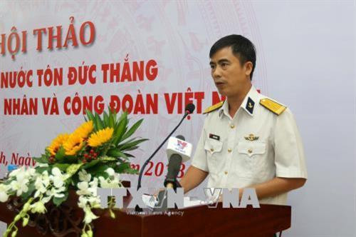 Trung Tá Mai Hữu Thành, Phó Chính ủy Tổng Công ty Ba Son phát biểu. Ảnh: Thanh Vũ – TTXVN Trung Tá Mai Hữu Thành, Phó Chính ủy Tổng Công ty Ba Son phát biểu. Ảnh: Thanh Vũ – TTXVN