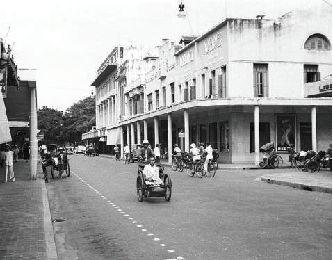 Ngã ba Paul Bert - Boissière (nay là phố Nguyễn Xí).