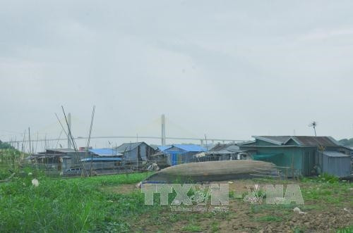 Xóm Việt Kiều tại xã Kompong Chomlong. Ảnh: Danh Chanh Da-TTXVN