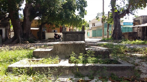 Cấu trúc ba phần của giếng Chăm. Cấu trúc ba phần của giếng Chăm.