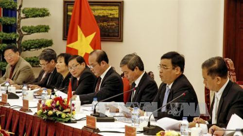 Thượng tướng Lê Chiêm, Thứ trưởng Bộ Quốc phòng, Chủ tịch Ủy ban Chuyên trách Chính phủ Việt Nam phát biểu tại kỳ họp. Ảnh : Thế Anh-TTXVN