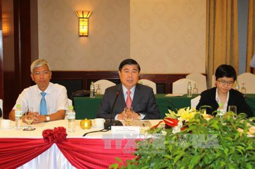 Chủ tịch UBND Thành phố Hồ Chí Minh Nguyễn Thành Phong phát biểu tại buổi tiếp. Ảnh: Thanh Vũ – TTXVN