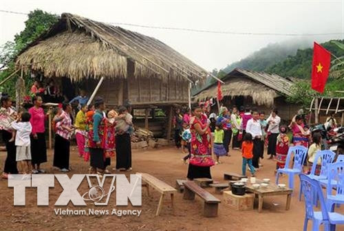 Người Cống sống tập trung chủ yếu ở tỉnh Điện Biên. Ảnh: Chu Quốc Hùng - TTXVN. Người Cống sống tập trung chủ yếu ở tỉnh Điện Biên. Ảnh: Chu Quốc Hùng - TTXVN.