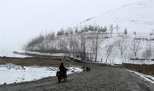 Toàn cảnh môt núi phủ đầy tuyết ở Badakhshan, Afghanistan ngày 5/2. EPA/ TTXVN Toàn cảnh môt núi phủ đầy tuyết ở Badakhshan, Afghanistan ngày 5/2. EPA/ TTXVN