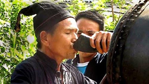 Rượu “hoãng”, rượu này chỉ dùng trong các ngày lễ tết.