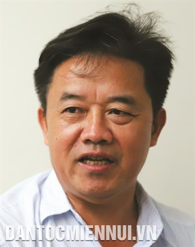 "Đề án hỗ trợ phát triển kinh tế - xã hội các dân tộc thiểu số rất ít người giai đoạn 2016 - 2025 sẽ là ‘đòn bẩy’ giúp người Lô Lô chuyển biến về trình độ sản xuất, nâng cao chất lượng cuộc sống và bảo tồn văn hóa truyền thống, tạo cơ hội phát triển ngang bằng với các dân tộc khác trong vùng" - Ông Đào Văn Mái, Phó Trưởng Ban Dân tộc tỉnh Cao Bằng. Ảnh: An Thành Đạt