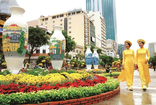 Một góc Đường hoa Nguyễn Huệ xuân Đinh Dậu 2017