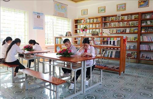 Không gian Thư viện xanh do Đoàn thanh niên Đài tiếng nói Việt Nam trao tặng cho Trường THCS Đức Thành. Ảnh: Nguyễn Oanh-TTXVN Không gian Thư viện xanh do Đoàn thanh niên Đài tiếng nói Việt Nam trao tặng cho Trường THCS Đức Thành. Ảnh: Nguyễn Oanh-TTXVN