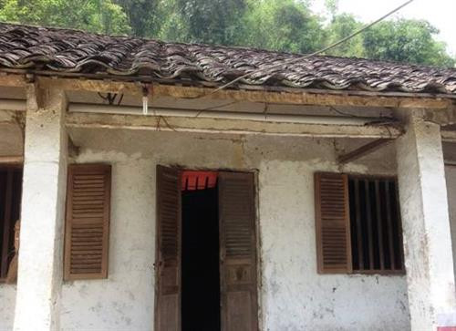 Nhà trình tường của người Dao Tiền ảnh 5