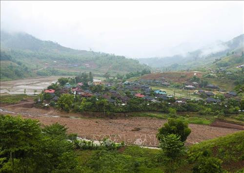 Cảnh sắc bản Nà Sự, xã Chà Nưa trong sáng sớm. Ảnh: Văn Dũng - TTXVN Cảnh sắc bản Nà Sự, xã Chà Nưa trong sáng sớm. Ảnh: Văn Dũng - TTXVN