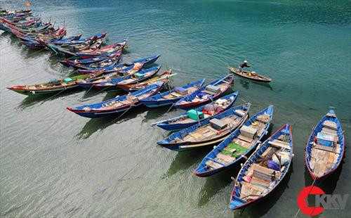 Bến thuyền Lăng Cô. Ảnh: Nguyễn Văn Dũng Bến thuyền Lăng Cô. Ảnh: Nguyễn Văn Dũng