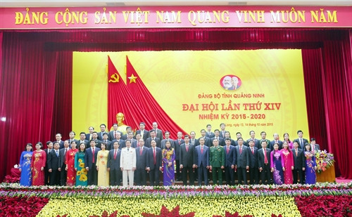 Ra mắt Ban Chấp hành Đảng bộ tỉnh Quảng Ninh khóa XIV, nhiệm kỳ 2015 – 2020. Ảnh: Nguyễn Hoàng-TTXVN