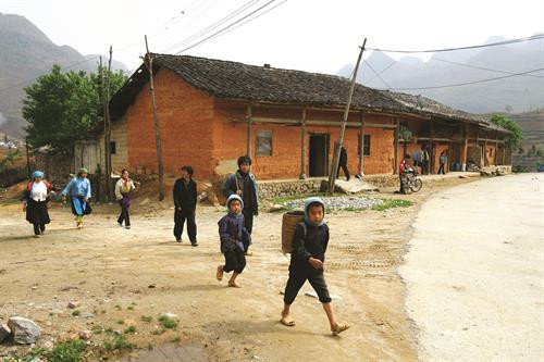 Phó Bảng - thị trấn miền cổ tích ảnh 6