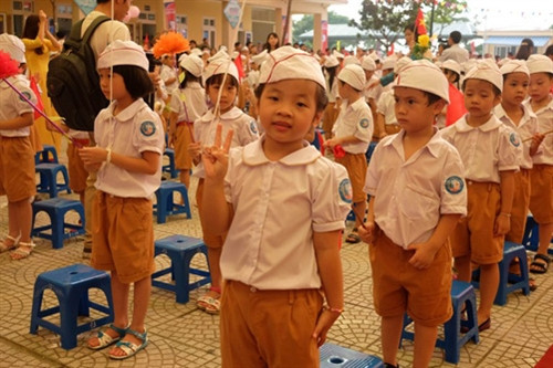 Phụ huynh phải vào cuộc với nạn “lạm thu” ảnh 1