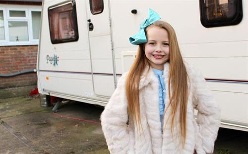 Phóng sự ảnh về tương lai bất trắc của những đứa trẻ Di gan thế kỷ 21 ảnh 7 Phóng sự ảnh về tương lai bất trắc của những đứa trẻ Di gan thế kỷ 21 ảnh 7