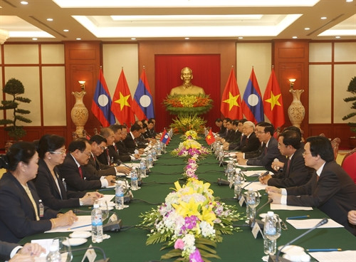 Sáng 25/4/2016, tại Trụ sở Trung ương Đảng, Tổng Bí thư Nguyễn Phú Trọng hội đàm với Tổng Bí thư , Chủ tịch nước Lào Bounnhang Volachith sang thăm hữu nghị chính thức Việt Nam. Ảnh: Trí Dũng – TTXVN Sáng 25/4/2016, tại Trụ sở Trung ương Đảng, Tổng Bí thư Nguyễn Phú Trọng hội đàm với Tổng Bí thư , Chủ tịch nước Lào Bounnhang Volachith sang thăm hữu nghị chính thức Việt Nam. Ảnh: Trí Dũng – TTXVN