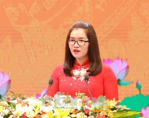 Phó Bí thư Đoàn Thanh niên Cộng sản Hồ Chí Minh Trường Đại học Khoa học Xã hội và Nhân văn Tạ Thị Bích Ngọc đại diện thế hệ trẻ Việt Nam phát biểu chào mừng Lễ kỷ niệm. Ảnh: Phương Hoa – TTXVN Phó Bí thư Đoàn Thanh niên Cộng sản Hồ Chí Minh Trường Đại học Khoa học Xã hội và Nhân văn Tạ Thị Bích Ngọc đại diện thế hệ trẻ Việt Nam phát biểu chào mừng Lễ kỷ niệm. Ảnh: Phương Hoa – TTXVN