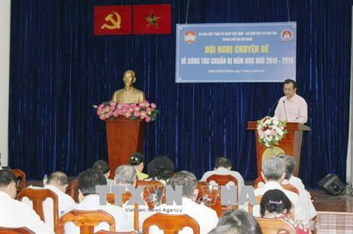 Lãnh đạo Sở Giáo dục và Đào tạo Thành phố Hồ Chí Minh báo cáo công tác chuẩn bị năm học mới. Ảnh: Tiến Lực - TTXVN Lãnh đạo Sở Giáo dục và Đào tạo Thành phố Hồ Chí Minh báo cáo công tác chuẩn bị năm học mới. Ảnh: Tiến Lực - TTXVN