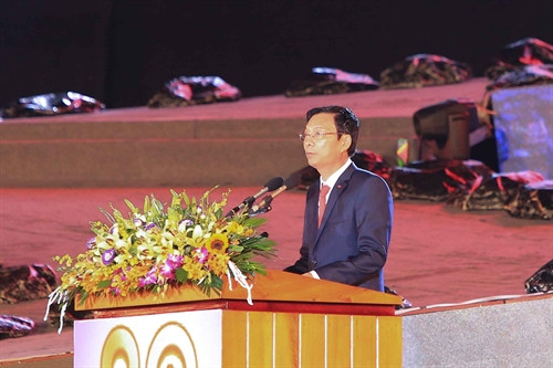 Bí thư Tỉnh ủy, Chủ tịch Hội đồng nhân dân tỉnh Quảng Ninh Nguyễn Văn Đọc phát biểu tại buổi lễ. Ảnh: Trọng Đạt - TTXVN