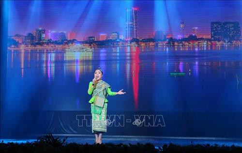 Đoàn nghệ thuật quốc gia Lào biểu diễn khai mạc tuần Văn hoá Lào 2018 tại Việt Nam ảnh 7 Đoàn nghệ thuật quốc gia Lào biểu diễn khai mạc tuần Văn hoá Lào 2018 tại Việt Nam ảnh 7