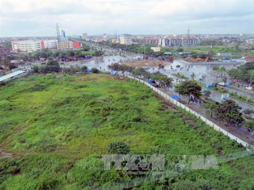 Đất đai là lĩnh vực nhạy cảm, phức tạp dễ ảnh hưởng đến kinh tế, chính trị của đất nước, đời sống của nhân dân. Ảnh minh họa: Hoàng Ngọc - TTXVN Đất đai là lĩnh vực nhạy cảm, phức tạp dễ ảnh hưởng đến kinh tế, chính trị của đất nước, đời sống của nhân dân. Ảnh minh họa: Hoàng Ngọc - TTXVN