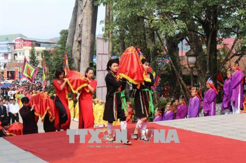 Nghi lễ dâng hương, dâng hoa tại Lễ hội Tây Thiên 2018. Ảnh: Nguyễn Thảo – TTXVN Nghi lễ dâng hương, dâng hoa tại Lễ hội Tây Thiên 2018. Ảnh: Nguyễn Thảo – TTXVN