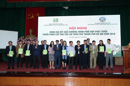 Hà Nội tăng cường phối hợp phát triển chuỗi cung cấp rau thịt an toàn ảnh 10