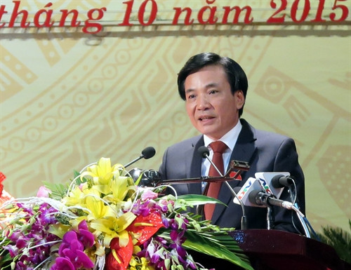 Bí thư Tỉnh ủy Điện Biên khóa XIII Trần Văn Sơn phát biểu nhận nhiệm vụ trước Đại hội. Ảnh: Xuân Tư – TTXVN