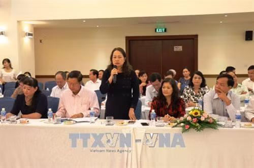 Đại biểu tỉnh Đồng Nai phát biểu ý kiến tại buổi giao ban. Ảnh: Lê Đức Hoảnh - TTXVN