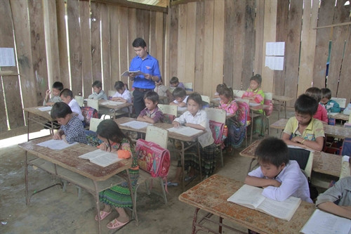 Một lớp học tạm, hiện chỉ có lớp 1 đến lớp 4 tại tiểu khu 179, xã Liêng S’rônh, huyện Đam Rông. Ảnh: Đặng Tuấn-TTXVN