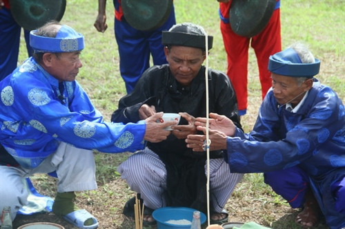 Lễ bỏ mả của đồng bào Raglai ảnh 4