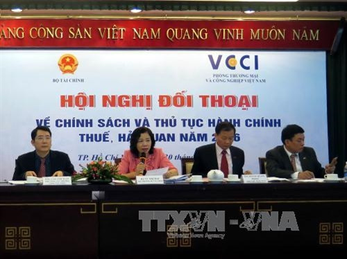 Thứ trưởng Bộ Tài Chính Vũ Thị Mai đối thoại với các doanh nghiệp.Ảnh : Hoàng Hải-TTXVN Thứ trưởng Bộ Tài Chính Vũ Thị Mai đối thoại với các doanh nghiệp.Ảnh : Hoàng Hải-TTXVN