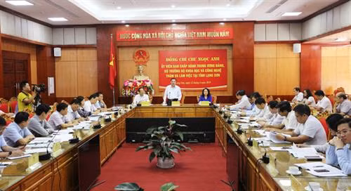Phát biểu tại buổi làm việc, Bộ trưởng Chu Ngọc Anh đánh giá cao công tác lãnh đạo, chỉ đạo của Tỉnh ủy, HĐND và UBND tỉnh đối với hoạt động KH&CN trên địa bàn tỉnh Lạng Sơn. Nguồn ảnh: vtv.vn