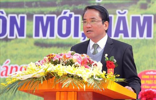 Đồng chí Lê Hồng Minh, Phó chủ tịch Ủy ban nhân dân tỉnh Sơn La phát biểu. Ảnh: Quang Quyết-TTXVN Đồng chí Lê Hồng Minh, Phó chủ tịch Ủy ban nhân dân tỉnh Sơn La phát biểu. Ảnh: Quang Quyết-TTXVN