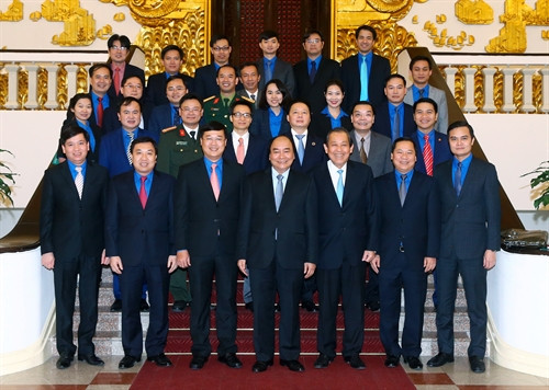 Thủ tướng Nguyễn Xuân Phúc với các đại biểu. Ảnh: Thống Nhất-TTXVN