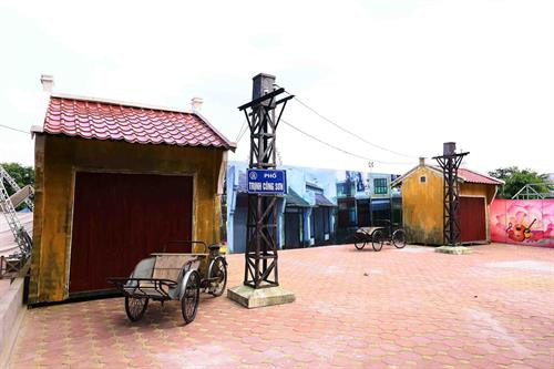 Phố đi bộ Trịnh Công Sơn khai trương vào 19h30 ngày 11/5. Ảnh: Quang Quyết-TTXVN