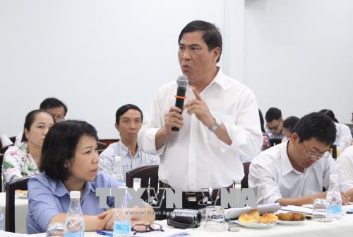 Ông Trần Thanh Hồng, Phó Tổng giám đốc Công ty TNHH Tân Thuận nêu phản biện về dự thảo Đề án. Ảnh: Xuân Dự - TTXVN Ông Trần Thanh Hồng, Phó Tổng giám đốc Công ty TNHH Tân Thuận nêu phản biện về dự thảo Đề án. Ảnh: Xuân Dự - TTXVN