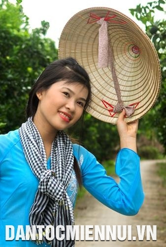 Sắc xuân Ngã Bảy. Ảnh: Hồng Dân