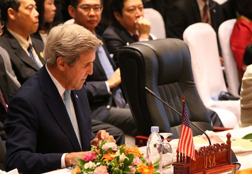 Ngoại trưởng Mỹ John Kerry tại hội nghị. Ảnh: Phạm Kiên – Phóng viên TTXVN tại Lào