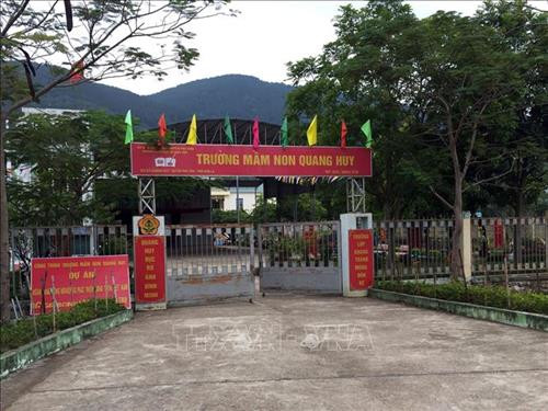 Trường mầm non Quang Huy, huyện Phù Yên được sáp nhập với trường mầm non Quang Huy 2. Ảnh: Hữu Quyết – TTXVN Trường mầm non Quang Huy, huyện Phù Yên được sáp nhập với trường mầm non Quang Huy 2. Ảnh: Hữu Quyết – TTXVN