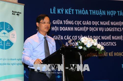 Tiến sĩ Trương Anh Dũng, Phó Tổng Cục trưởng Tổng cục Giáo dục nghề nghiệp, phát biểu tại lễ ký kết thỏa thuận hợp tác. Ảnh: Thanh Vũ-TTXVN Tiến sĩ Trương Anh Dũng, Phó Tổng Cục trưởng Tổng cục Giáo dục nghề nghiệp, phát biểu tại lễ ký kết thỏa thuận hợp tác. Ảnh: Thanh Vũ-TTXVN