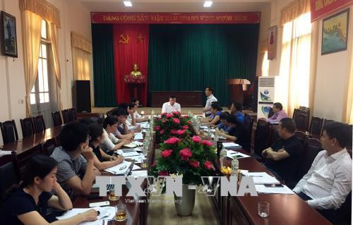 Tỉnh đoàn Sơn La làm việc với đoàn đại biểu Quốc hội tỉnh về khó khăn, vướng mắc khi thực hiện dự án. Ảnh: Diệp Anh - TTXVN Tỉnh đoàn Sơn La làm việc với đoàn đại biểu Quốc hội tỉnh về khó khăn, vướng mắc khi thực hiện dự án. Ảnh: Diệp Anh - TTXVN